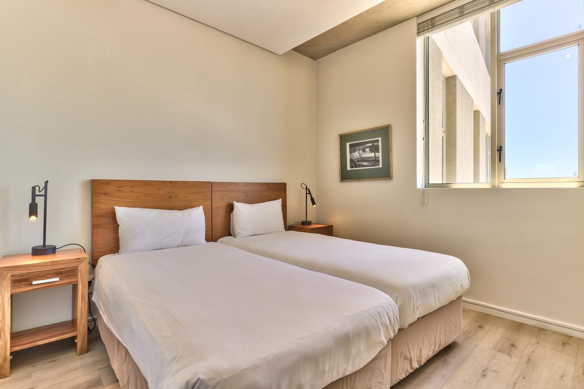 Luxury 2 Bedroom With Balcony Apartment